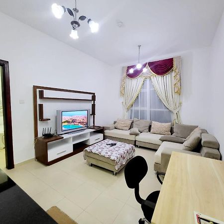 Cheap Holiday Home Ajman Ngoại thất bức ảnh